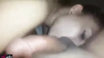 فيلم لشرموطة خبيرة في مص الزب مع عشيقها في شقة مفروشة