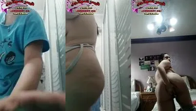 مزة رايقه على الاخر بتنيك في كسها وتعرض طيزها المولعة