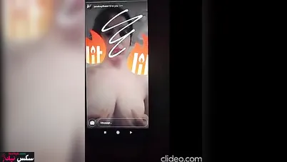 لبوة مصرية بتعرض جسمها لحبيبها في مكالمة فيديو