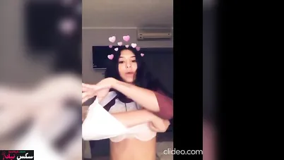 لبوة قالعه الهدوم ومش راحمه بزازها تقفيش في النودز