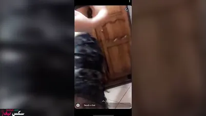 مصرية بجسم نار بترقص وهي هيجانة وتعرض جسمها