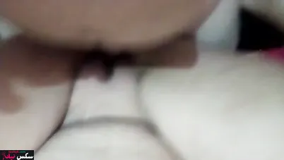 مربربة مصرية ابن اخوها مش راحم كسها وبيجيبهم عليه