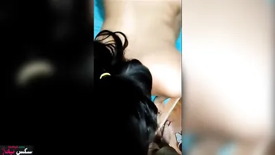 بتمص الزب كامل وتدي طيزها عشان حبيبها يحطه كامل