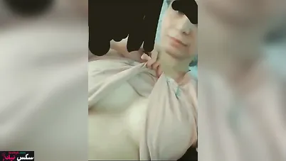 مصرية بزازها مدورة بتعرض لصاحبها وتنيك كسها الابيض