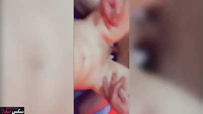 حبيبها واخدها البيت ومش راحم كسها وبيصورها ويفضحها