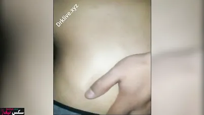 واخد حبيبته البيت ومص راحم كسها وطيزها على السرير