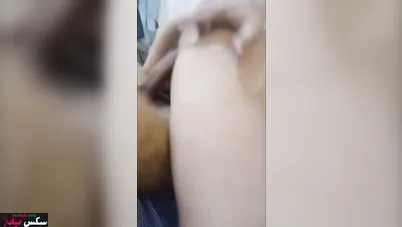 فلاحة اخوها دخل عليها ونازله في زبه مص وتاخده في طيزها