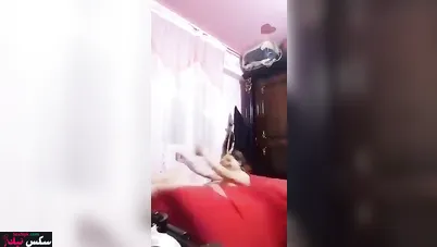 فضيحه متناكه مصريه عشيقها مش راحم كسها بكل الاوضاع