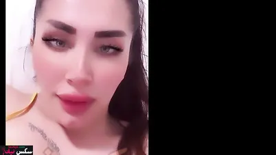 تنيك كسها بالزب الصناعي ميرا النوري في قمة المحن